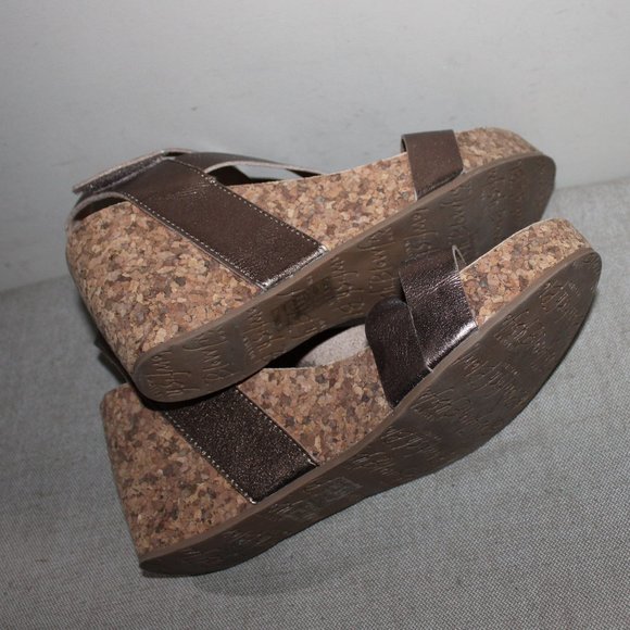 BLOWFISH MALIBU WEDGE PLATFORM SANDALS - 10 - BRONZE - Picture 5 of 8